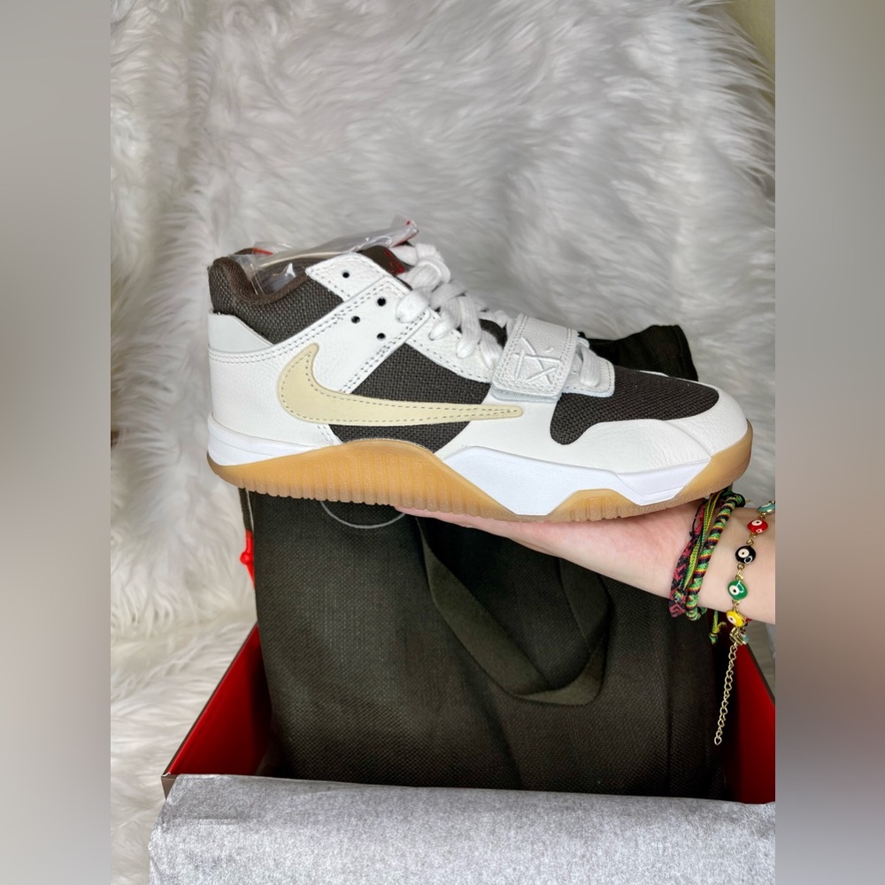 Jumpman Jack TR Sneakers - Picture 6 of 12